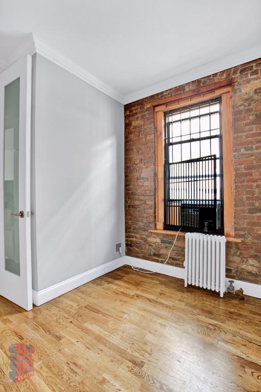 Foto del edificio - 410 E 13th St