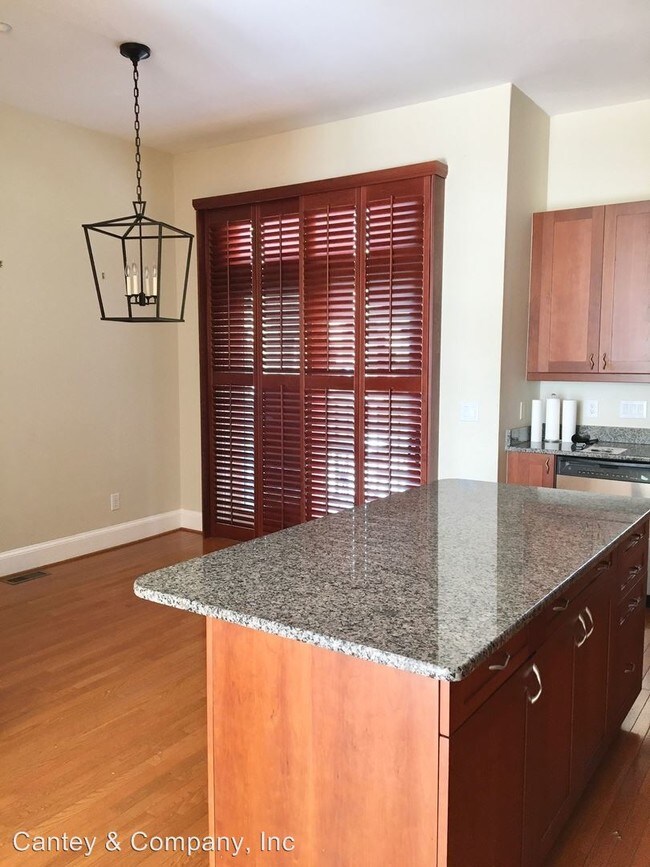 Foto del edificio - 3 br, 3.5 bath House - 1424 Gadsden Street