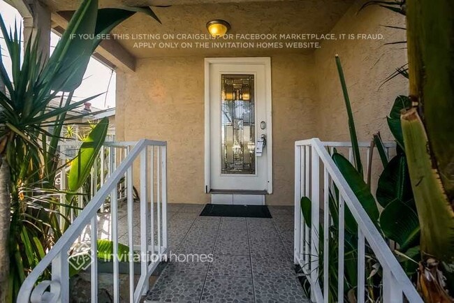 Foto del edificio - 6011 Bear Ave