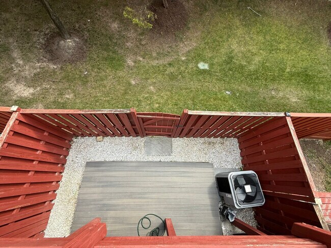 Foto del edificio - 4105 Cressida Pl