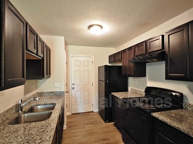 Photo - 7458 Oriole St House