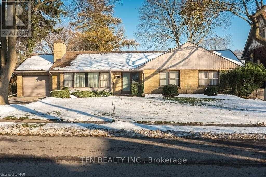 Photo principale - 5950 Corwin Ave