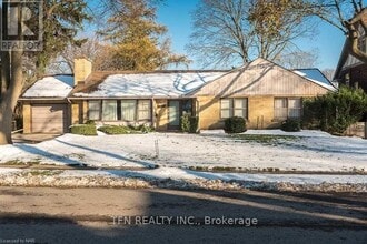 Building Photo - 5950 Corwin Ave