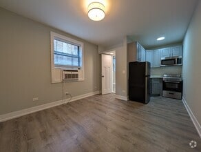 Building Photo - 503 W Belmont Ave
