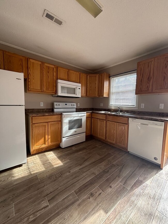 Photo - New Listing! Townhome