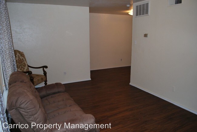 Foto del edificio - 2526 W Prairie St