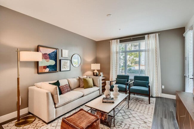 Foto del edificio - 4890 Sunroad Centrum Ln