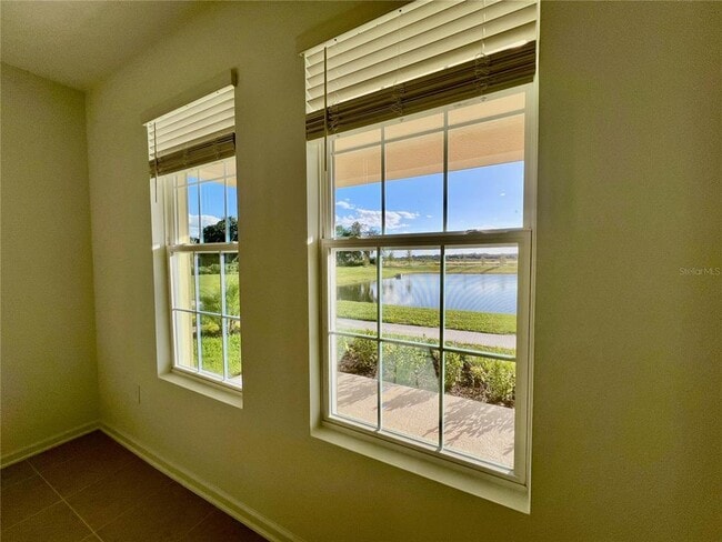 Foto del edificio - 2469 Spring Tune Aly