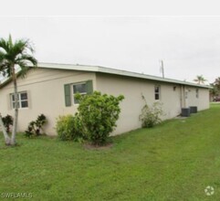 Building Photo - 8042 Cleaves Rd