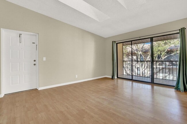 Photo - 206 Foxtail Dr Apartment