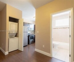 Building Photo - 5416 NE 1st Ct