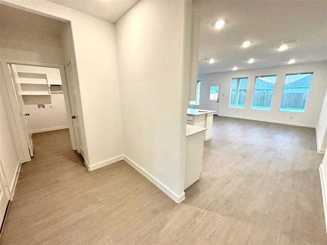 Foto del edificio - 517 Ml Trce Wy