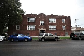 Building Photo - 3939 W Iowa St