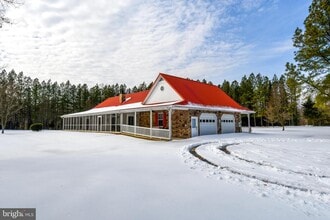 Building Photo - 10049 Meleen Dr