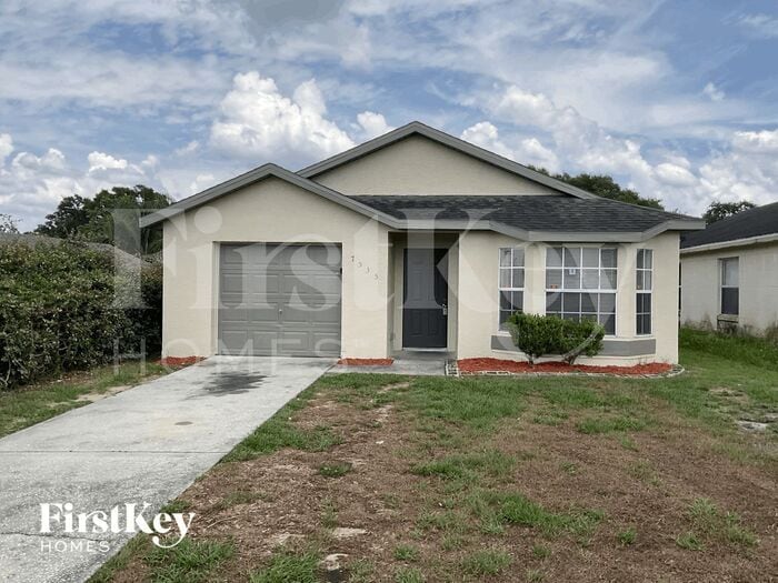 Foto principal - 7535 Groveoak Dr