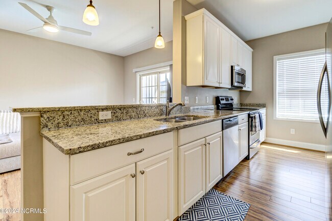 Building Photo - 119 Covil Ave