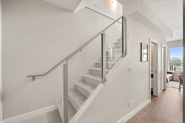 Building Photo - 3090 Gladwin Rd