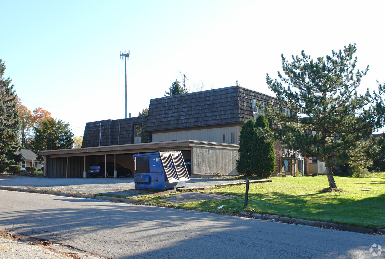 Building Photo - 4902 Brookwood Rd