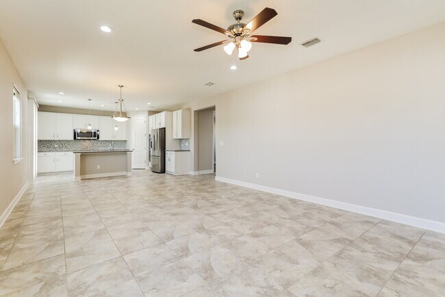 Foto del edificio - 1030 Wetland Ridge Cir