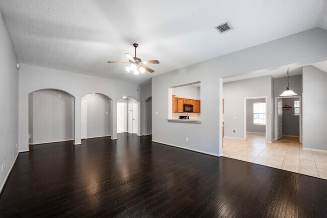 Foto del edificio - 18110 Bare Branch Ln