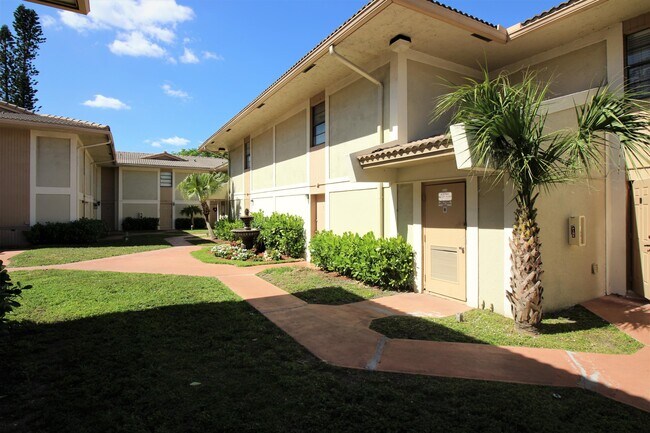 Foto del edificio - 8801 W Sample Road 11 Coral Springs Fl 33065