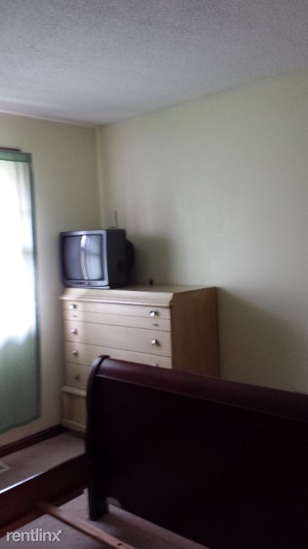Foto del edificio - 806 Elmwood Dr
