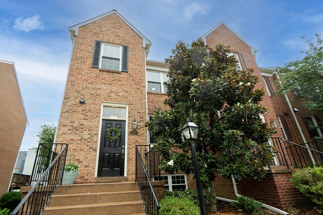 Building Photo - 2119 Hutchison Grove Ct