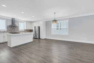 Building Photo - 432 Becanni Ln