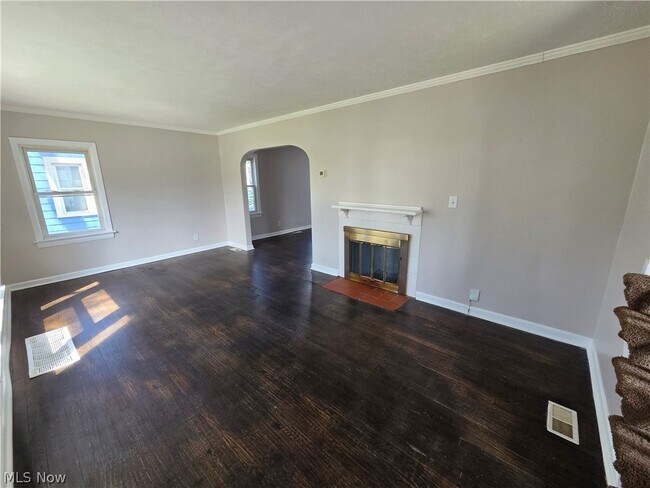 Foto del edificio - 3757 Grosvenor Rd