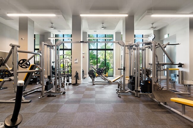 Building Photo - Cortland Uptown Boca