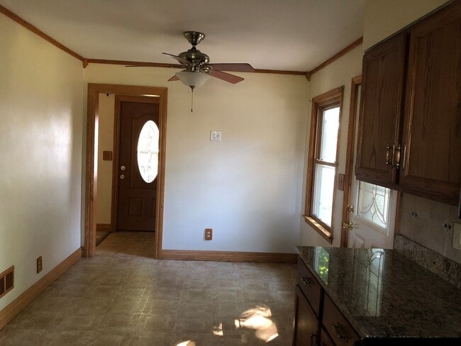 Building Photo - Affordable Colona Home With 2-Car Garage and Spacious Yard!