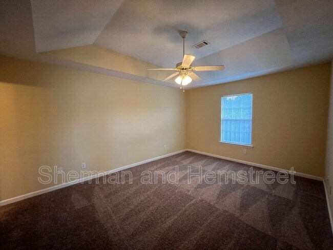 Foto del edificio - 219 Sassafras Ln