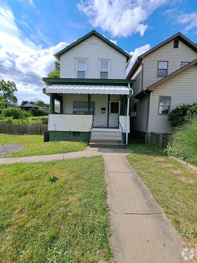 Short Term Rentals in Brackenridge, PA 3 Rentals