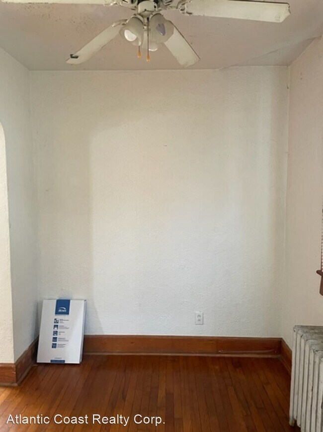 Building Photo - 2 br, 1 bath House - 105 W. Ocean Avenue U...