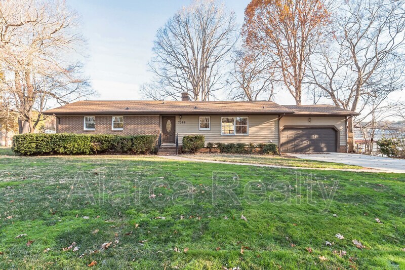 Primary Photo - 7399 Edgestone Ln