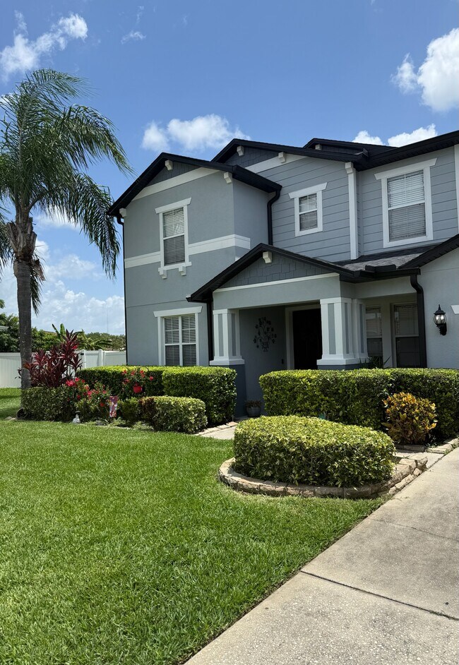 Foto del edificio - 489 Cascading Creek Ln