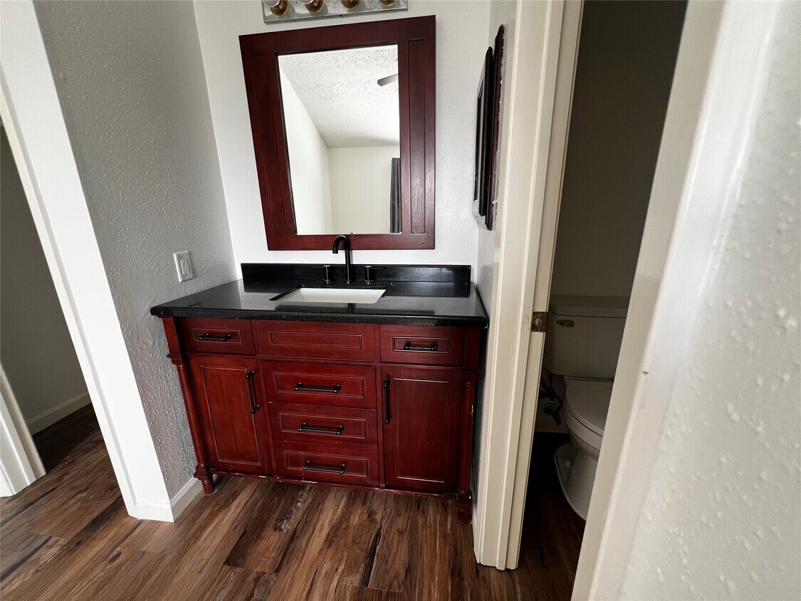 Foto del edificio - 7019 Haven Creek Dr