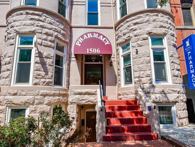 Building Photo - 1506 21st St NW