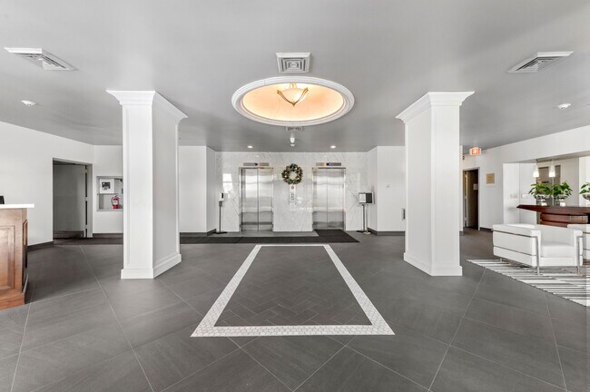 Foto del edificio - 2400 Presidential Way