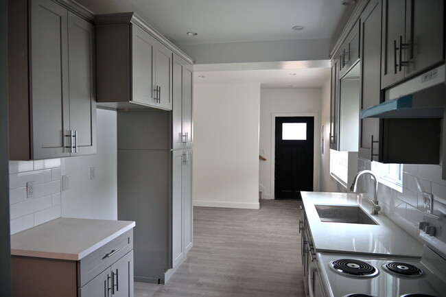 Foto del edificio - 13536 Remington St