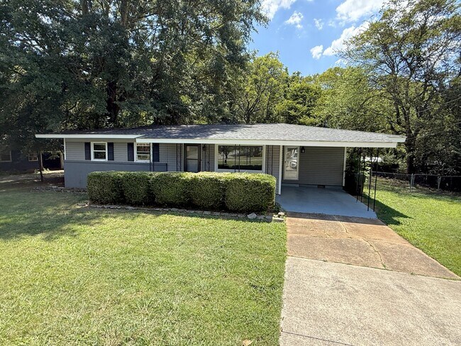 Building Photo - 8119 Old Madison Pike