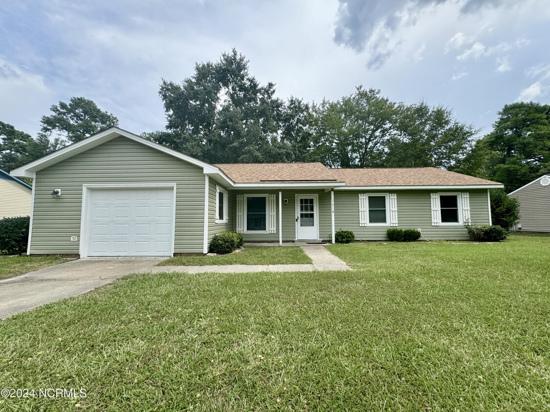 Foto principal - 1610 RaceTrack Rd