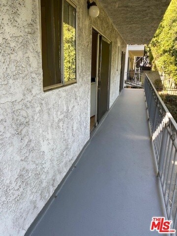 Foto del edificio - 1426 N Fairfax Ave