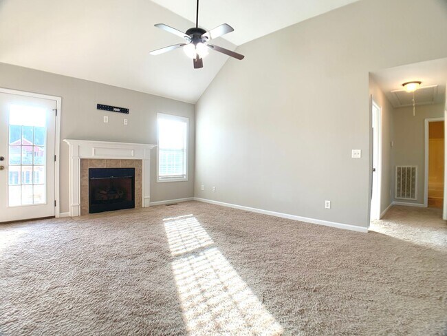 Foto del edificio - 842 Shelton Cir