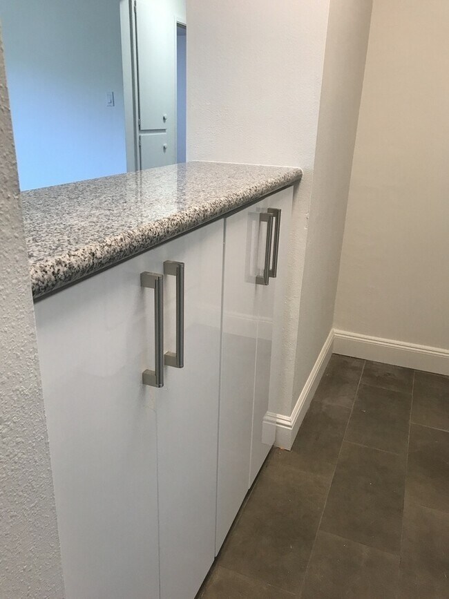 Foto del edificio - 2227 Derby St