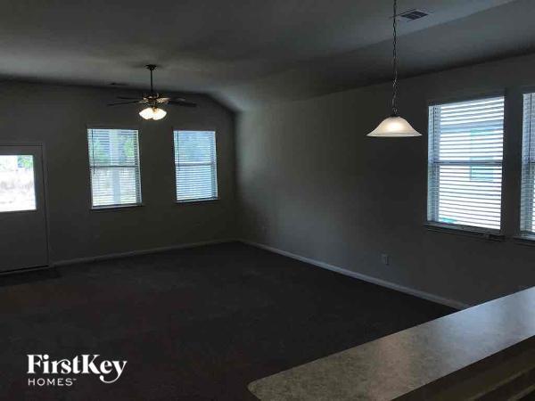 Foto del edificio - 304 Campbell St