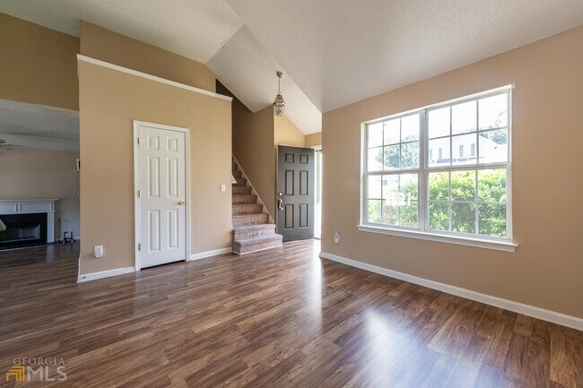 Foto del edificio - 4332 Idlewood Park