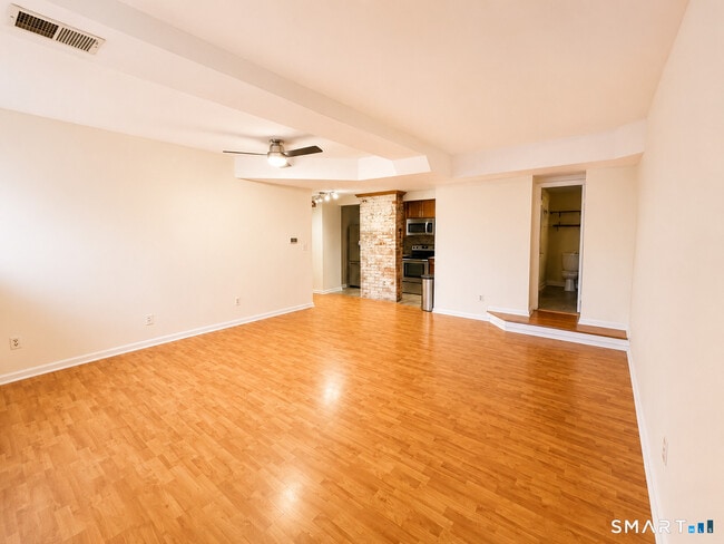 Foto del edificio - 91 Stowe Ave