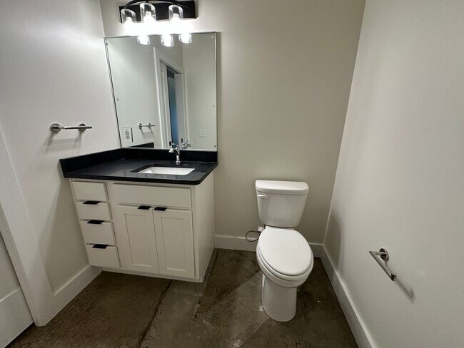 Interior Photo - Hemlock Lofts