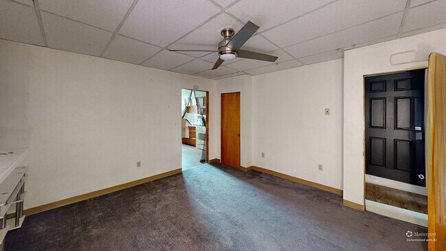 Sala de estar/oficina adicional (planta baja, alternativa) - 3417 Ward St